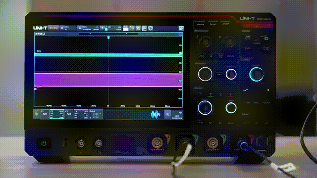 I2C 00_00_00-00_00_30.gif